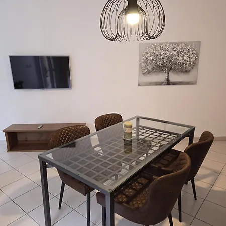 Casa Molina Con Terraza Al Lado De La Playa * Las Palmas