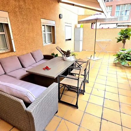 Casa Molina Con Terraza Al Lado De La Playa