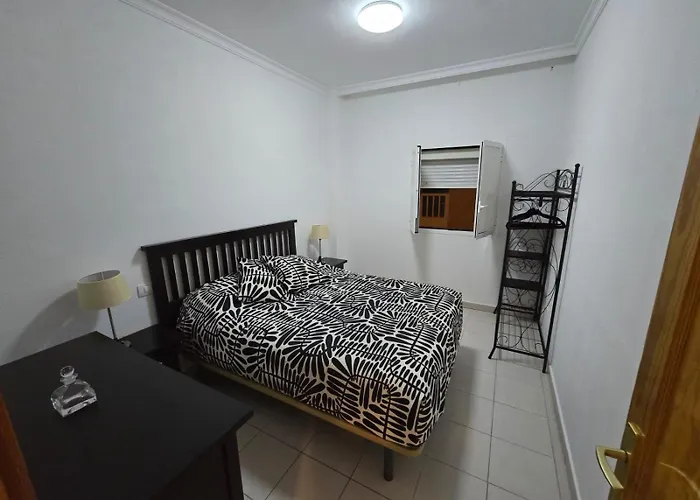 Casa Molina Con Terraza Al Lado De La Playa *