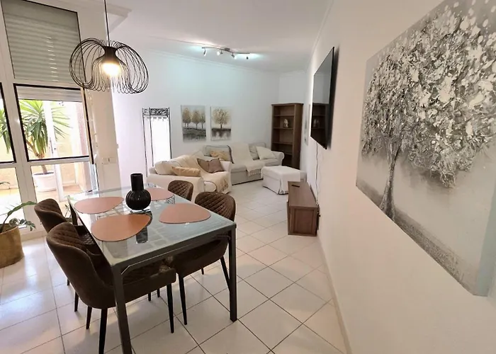 Casa Molina Con Terraza Al Lado De La Playa